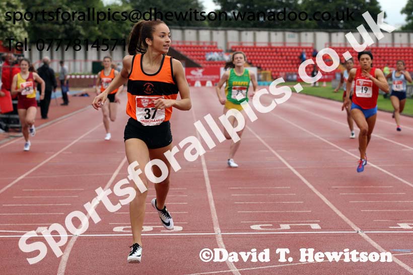 Senior girls 400 metres, English Schools Track and Field. Photo: David T. Hewitson/Sports for All Pics